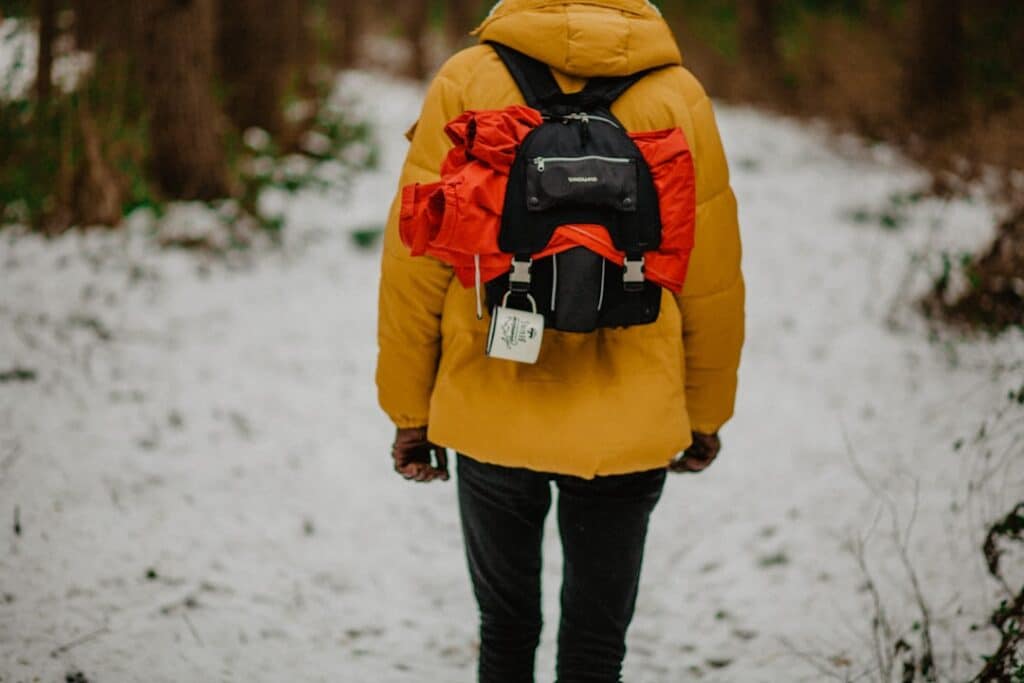 discover the ultimate winter camping experience! embrace the beauty of snowy landscapes, learn essential tips for staying warm, and enjoy outdoor adventures like snowshoeing and ice fishing. get ready for a memorable winter escape!
